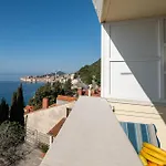 Deluxe Sunset Room, View Of The Old Town 3*