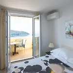 Deluxe Sunset Room, View Of The Old Town 3*