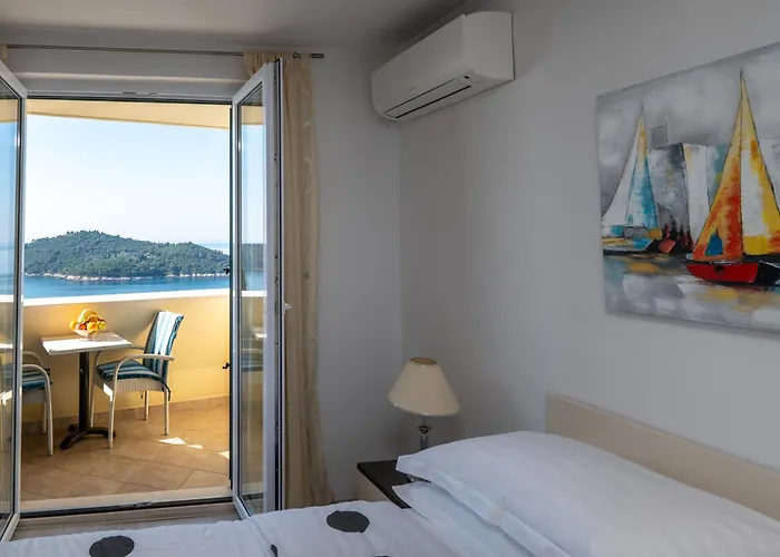 Deluxe Sunset Room, View Of The Old Town 게스트하우스 두브로브니크