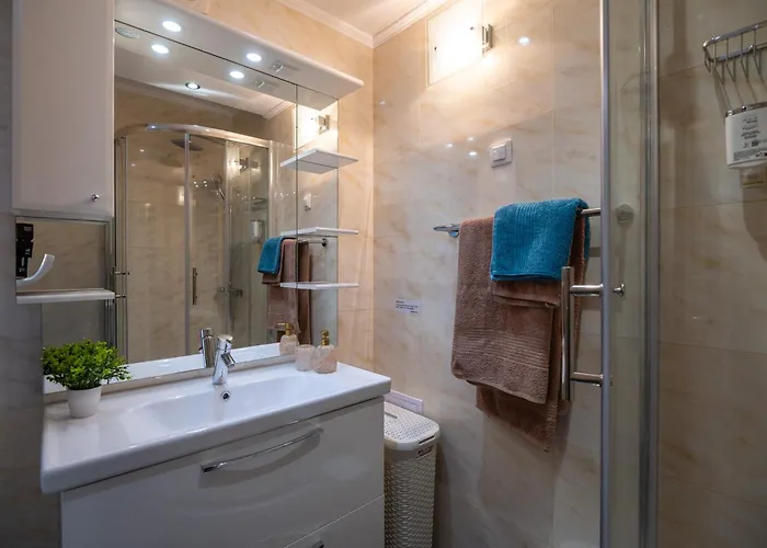 게스트하우스 Deluxe Sunset Room, View Of The Old Town