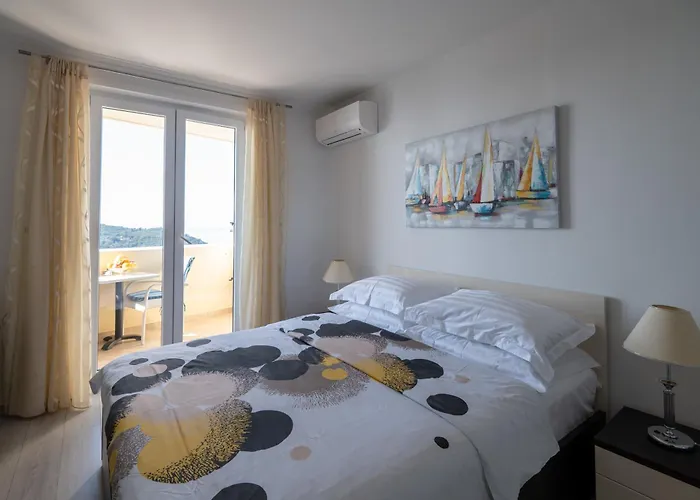 Deluxe Sunset Room, View Of The Old Town 두브로브니크