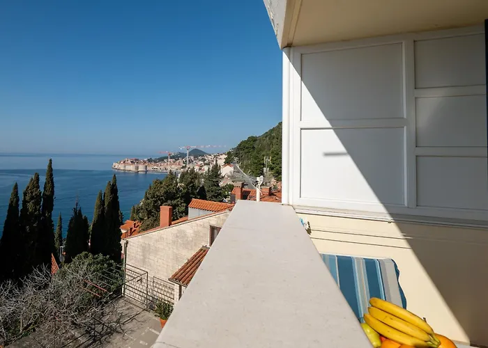 Deluxe Sunset Room, View Of The Old Town 3*