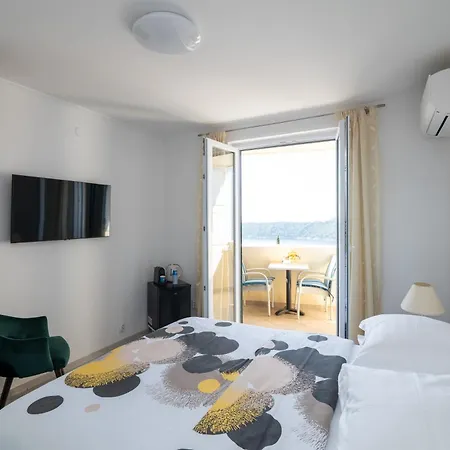 Deluxe Sunset Room, View Of The Old Town